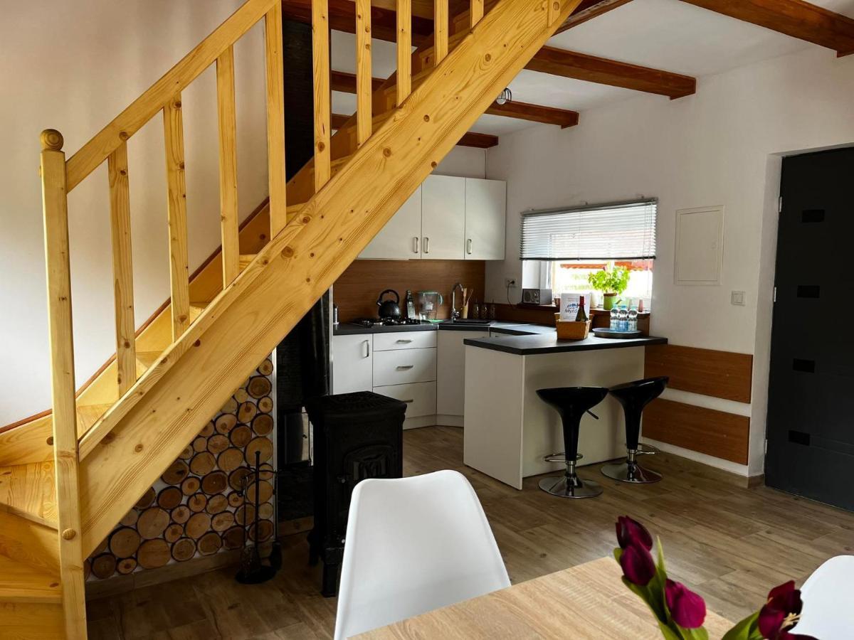 Caloroczny Zagroda Mlynski Apartment Sułkowice